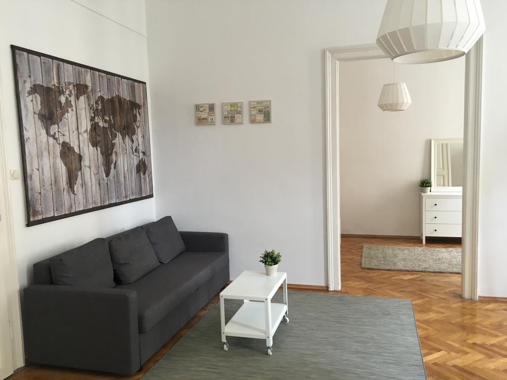 Budget Apartment by Hi5-Rákoczi 24 Budapest Kültér fotó