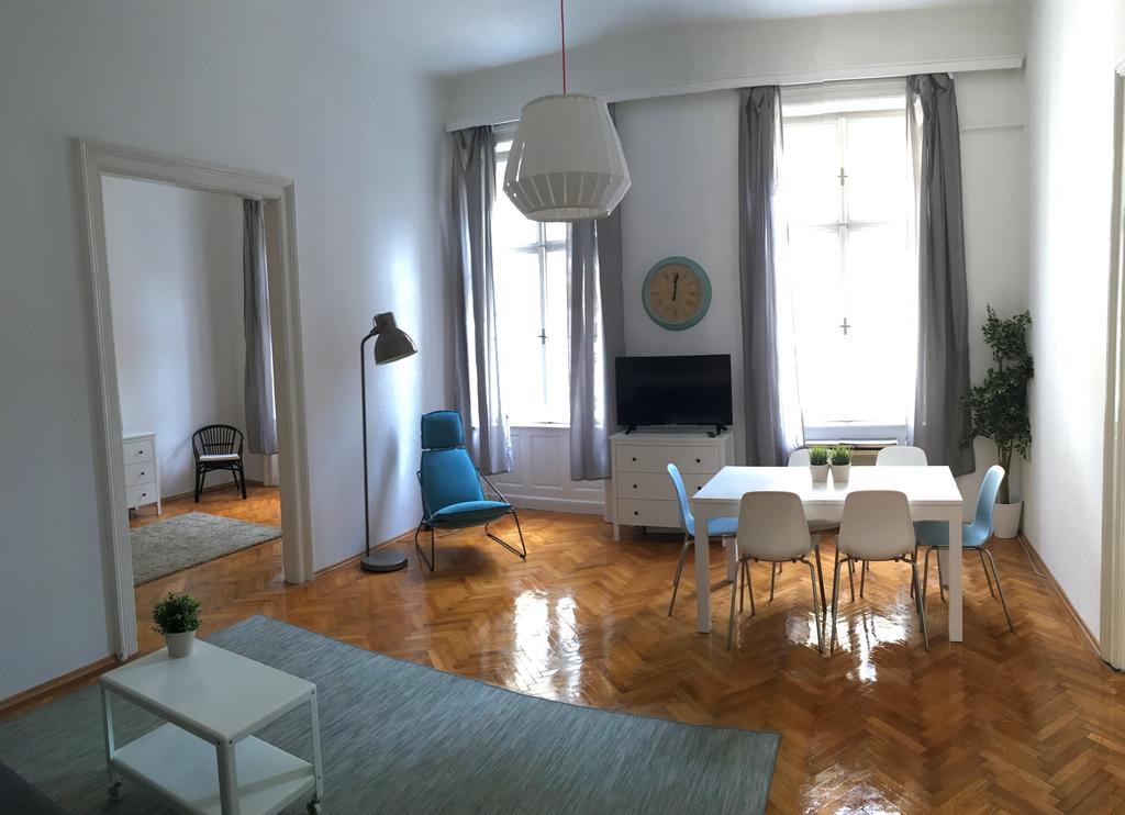 Budget Apartment by Hi5-Rákoczi 24 Budapest Kültér fotó