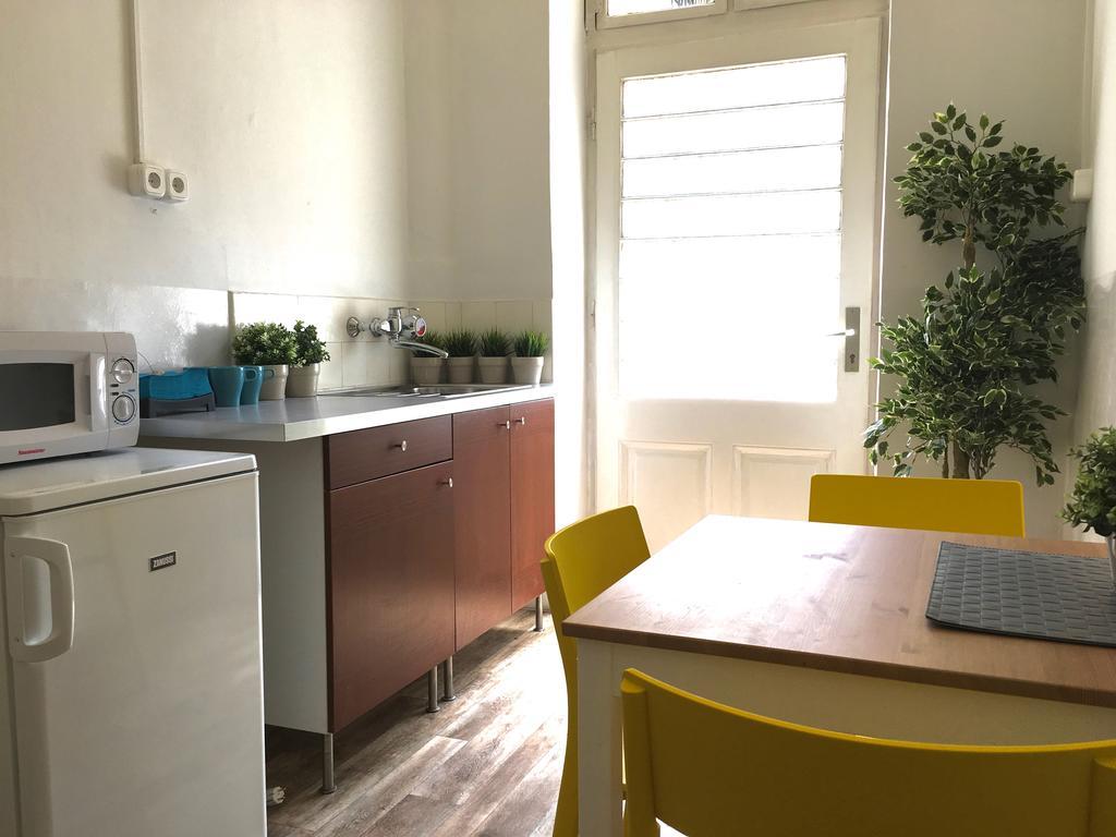 Budget Apartment by Hi5-Rákoczi 24 Budapest Kültér fotó